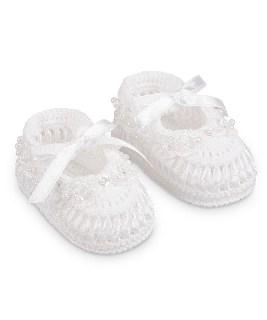 Pearl Ribbon Crochet Bootie- White