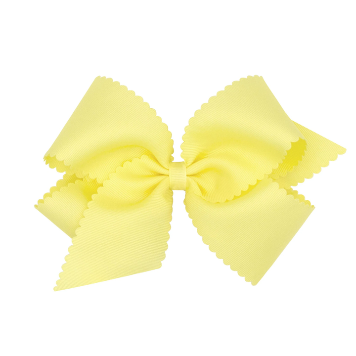Medium Scallop Edge Bow