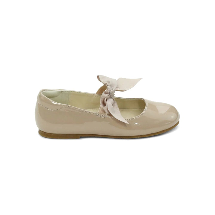 Amelia Bow Flat- Patent Taupe