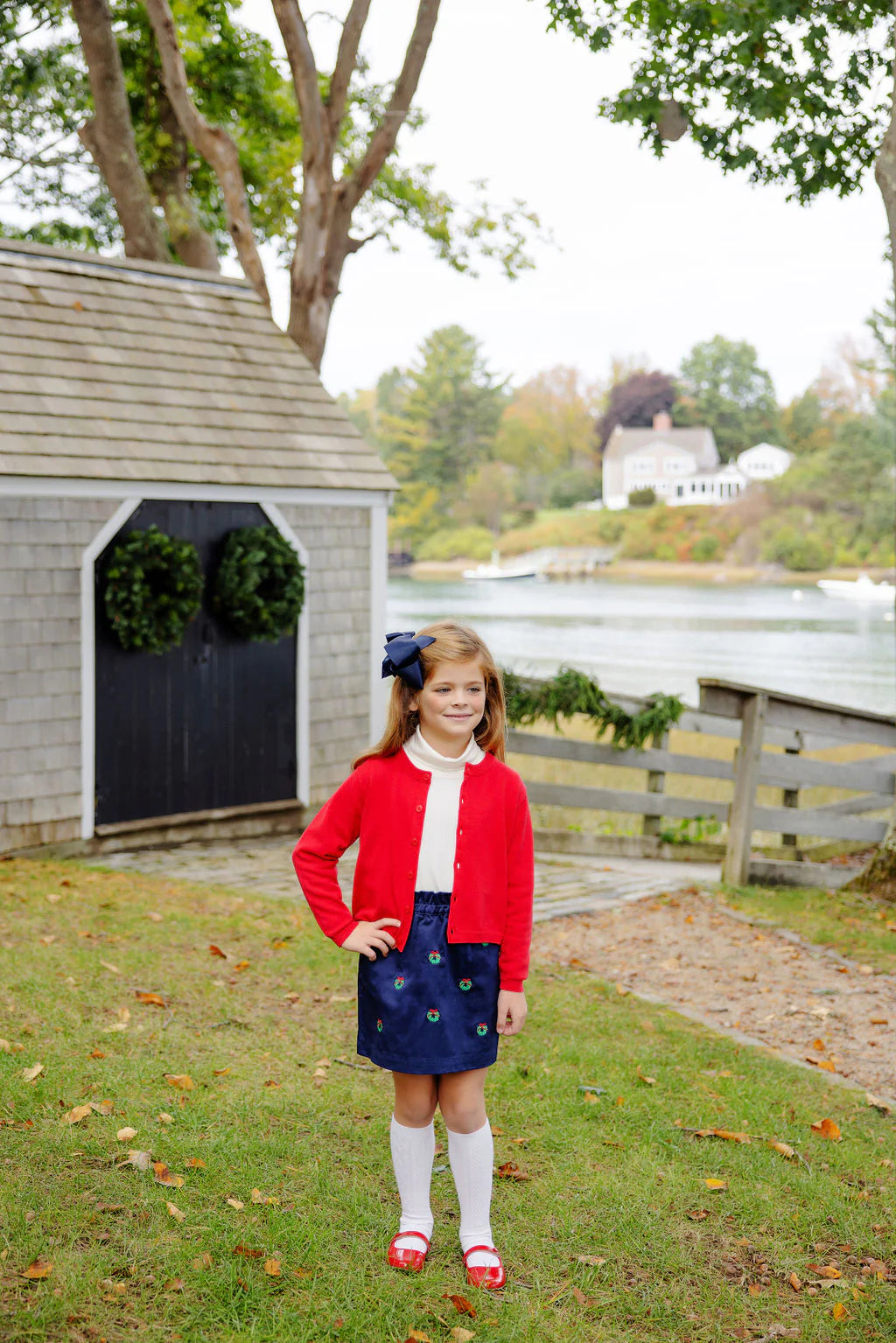 Critter Beasley Bag Skirt- Nantucket Navy/Wreaths