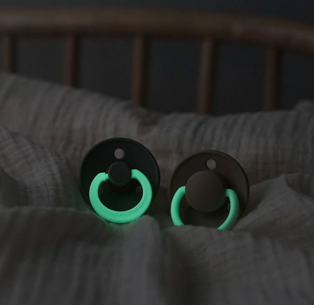 Colour GLOW Pacifiers 2 Pack