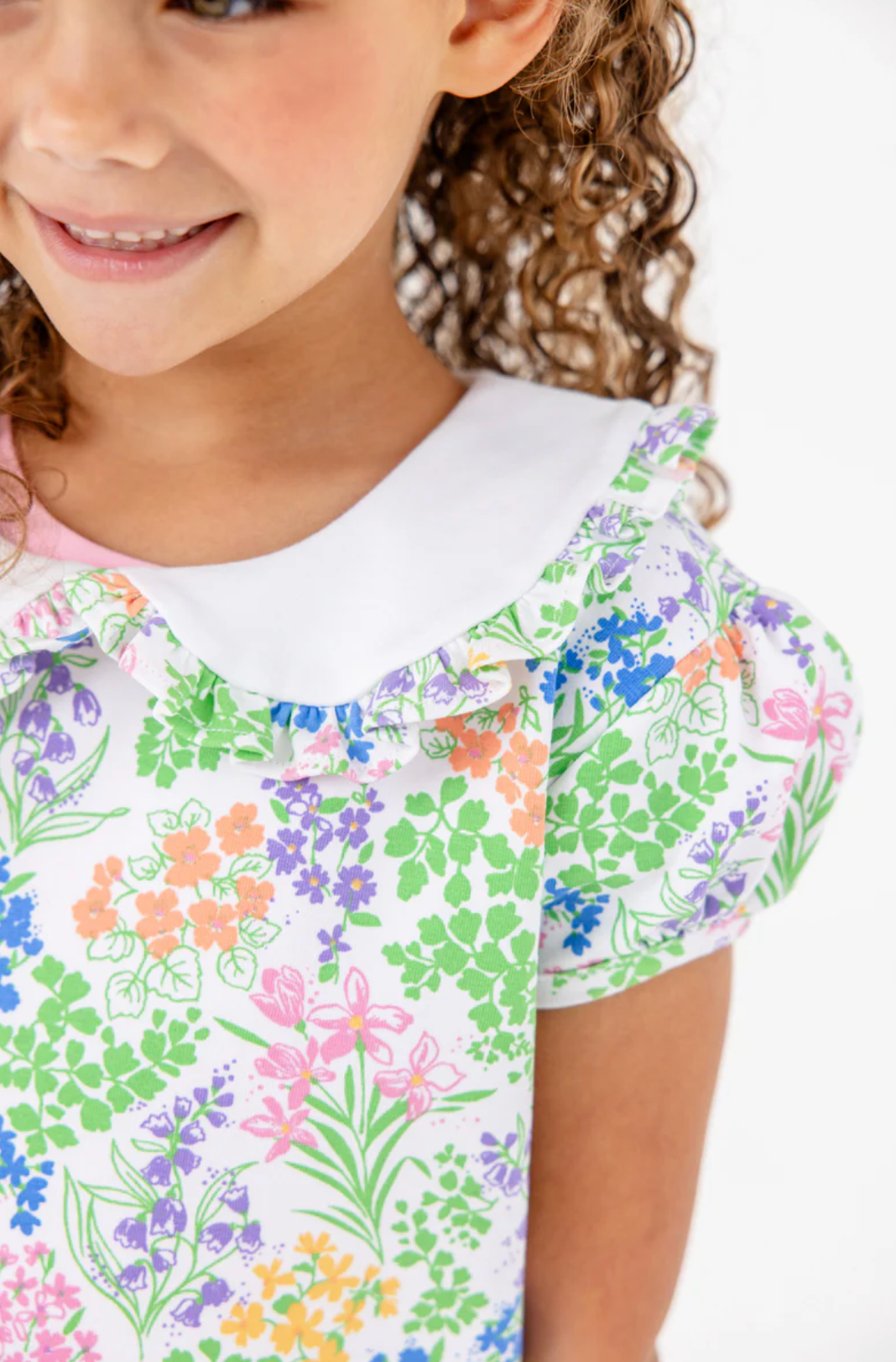 Short Sleeve Maude's Cassidy Comfy Crewneck- Gaston Street Garden with Worth Avenue White