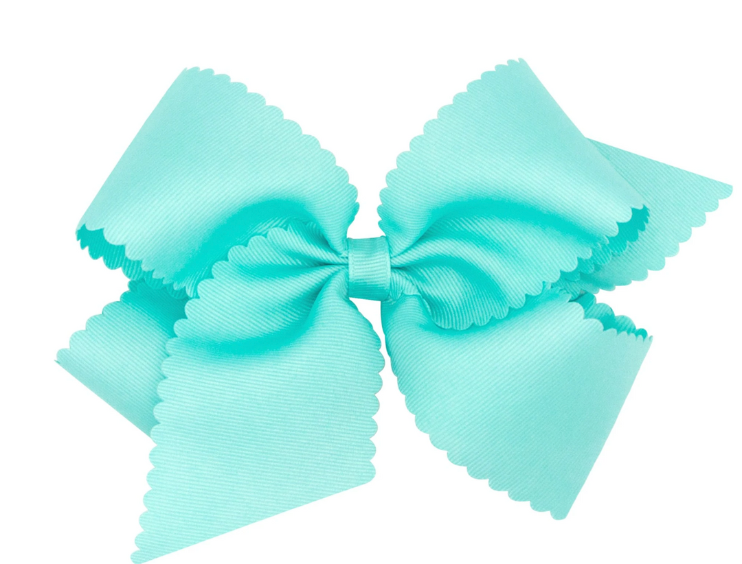 King Grosgrain Hair Bow with Scalloped Edge