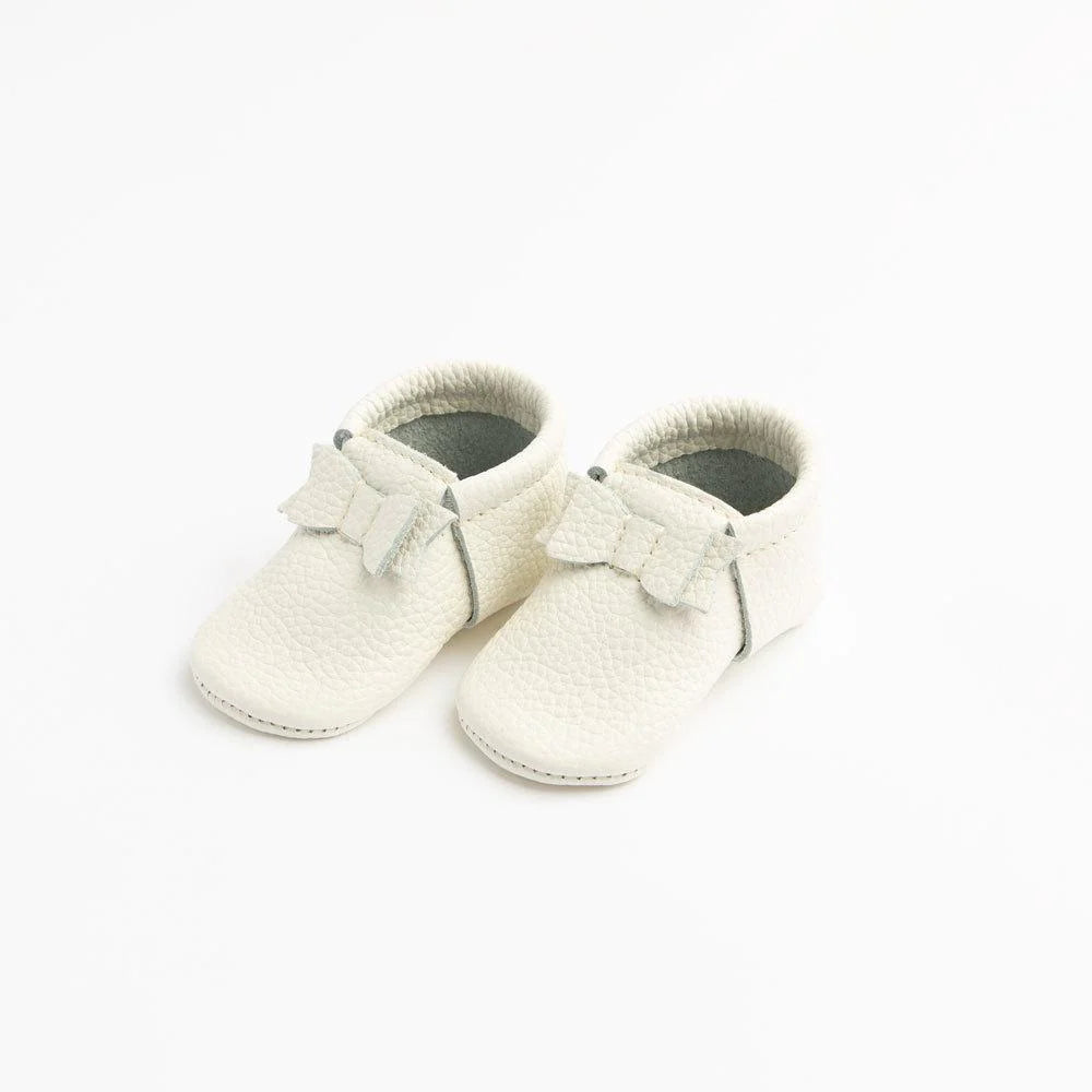 The First Pair- Blanc Bow Mocc